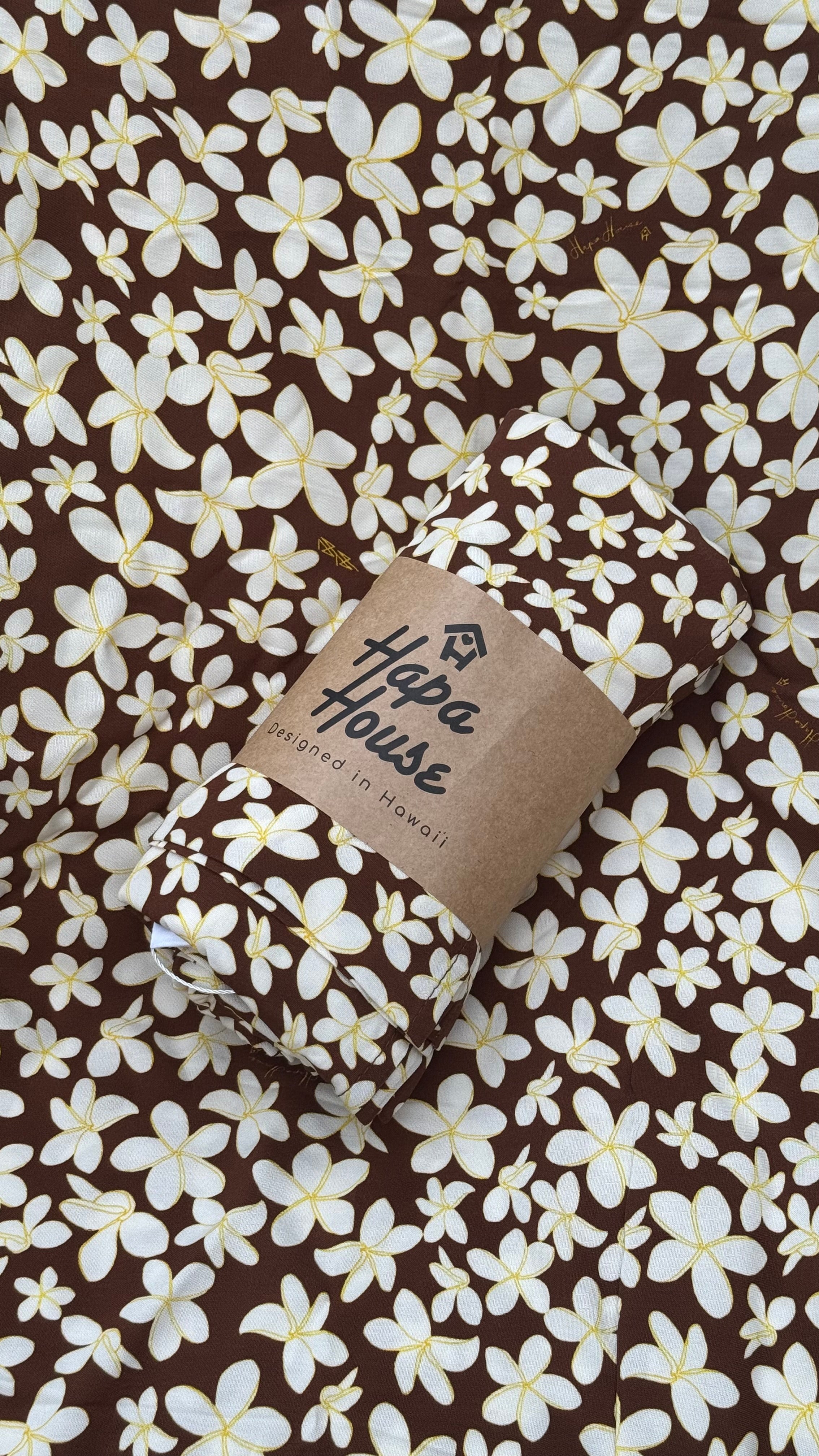 Pareo in Tiny Plumeria