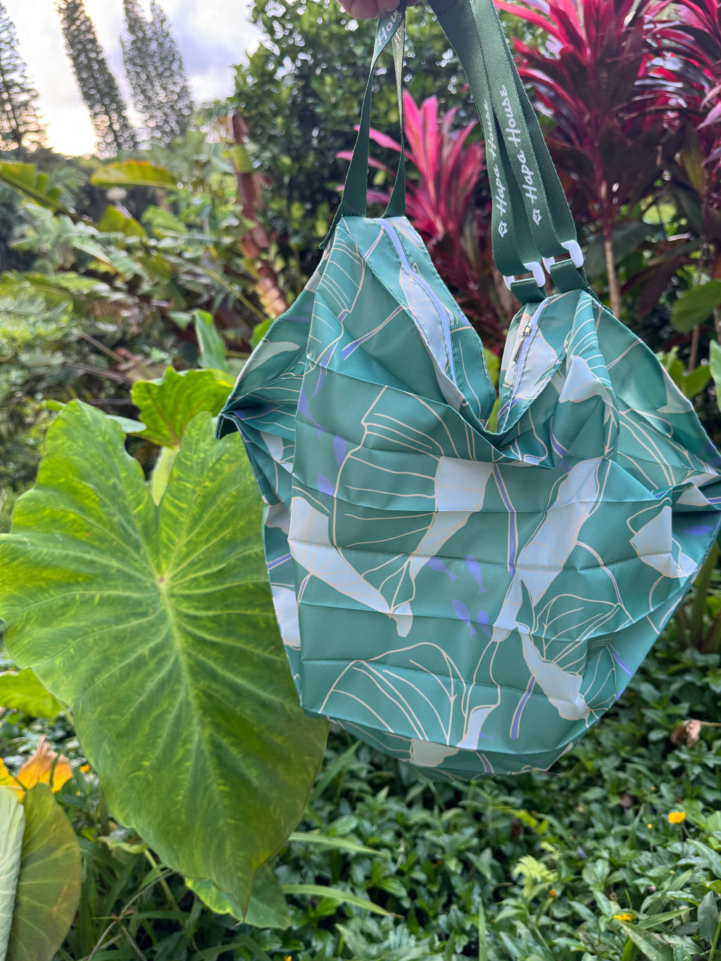 Roll Up Shopping Bag in Kalo and i'a